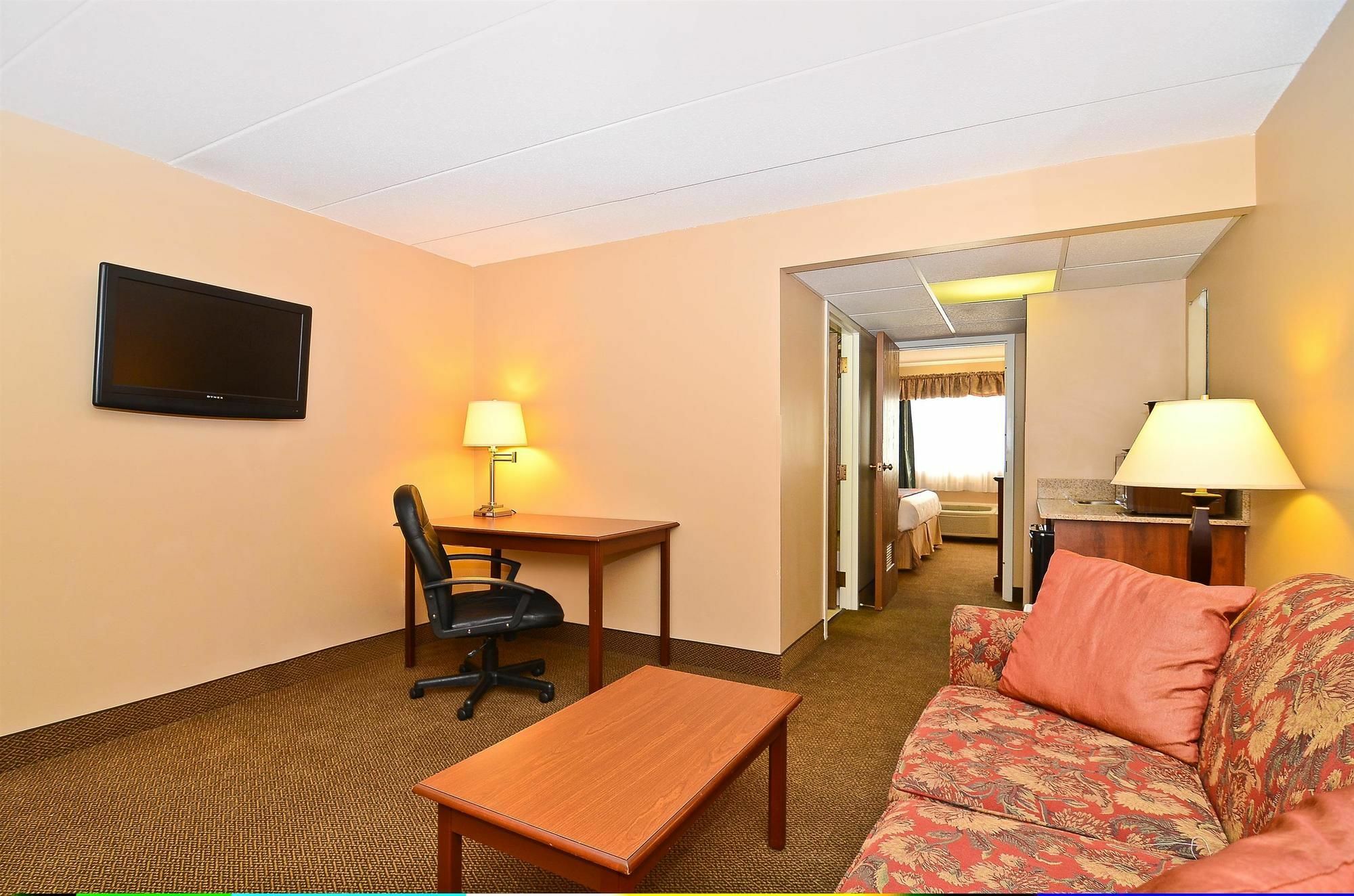 Surestay By Western 3*