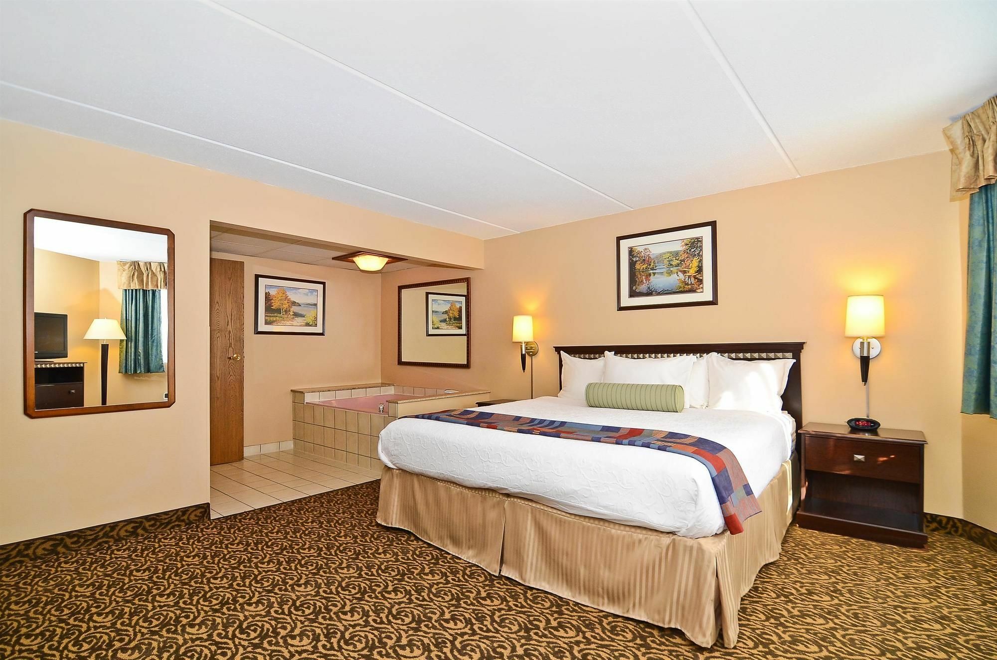 Surestay By Western Hotel Black River Falls