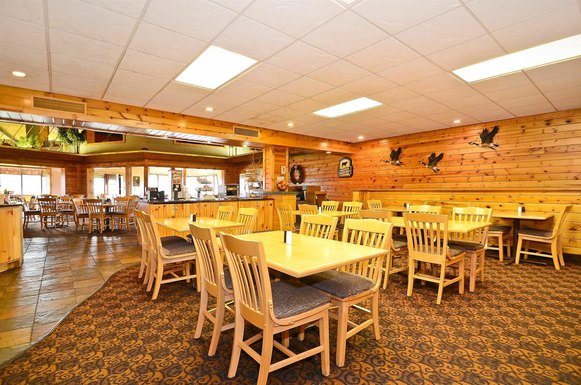 Surestay By Western 3*